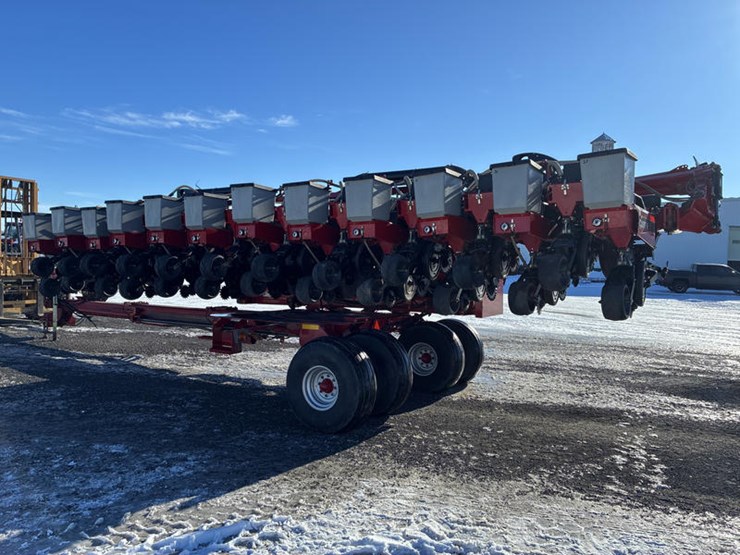 case-ih-1200-image-7