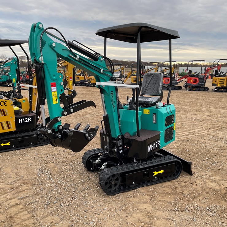 #9221 • 2025 Unused CFG Mini Excavator