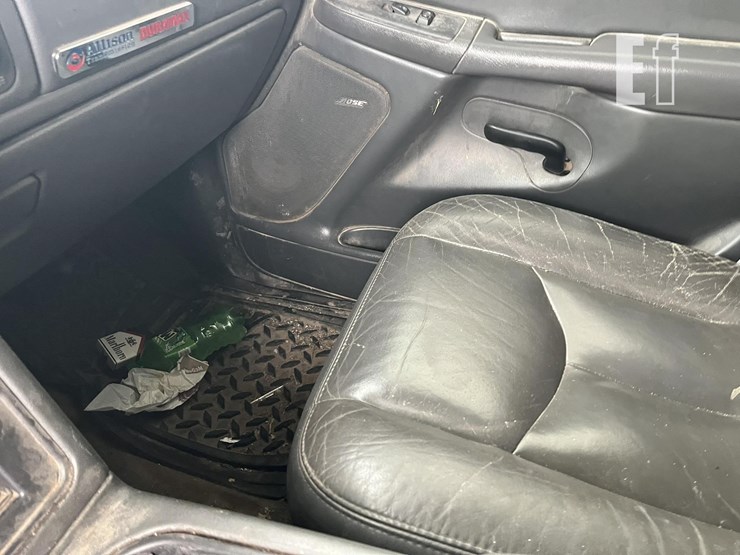 chevrolet-silverado-2500hd-image-30