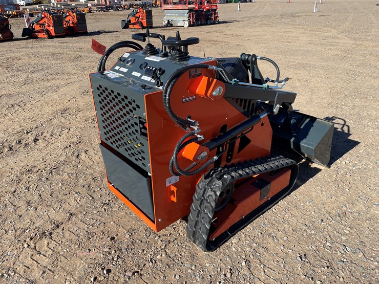#9374-•-unused-2025-landhero-mini-skid-steer-image-3