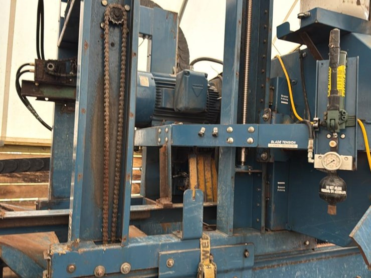#166-•-2012-baker-dominator-stationary-bandmill-image-37