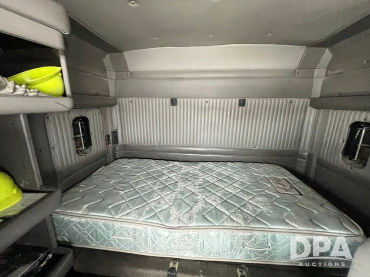 2006-kenworth-t800-image-61