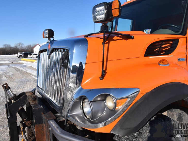 2009-international-7400-image-9