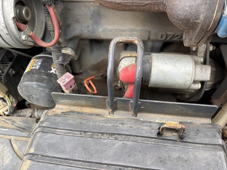 2015-kubota-k008-3-image-38