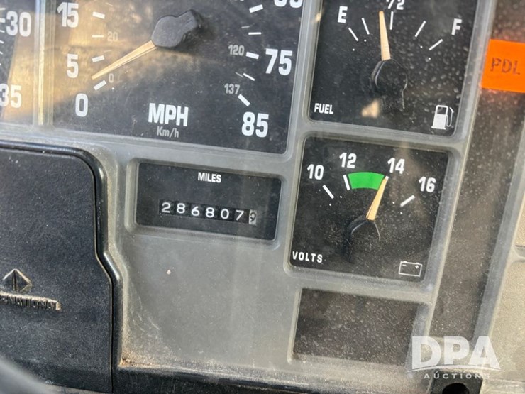 international-4900-image-60