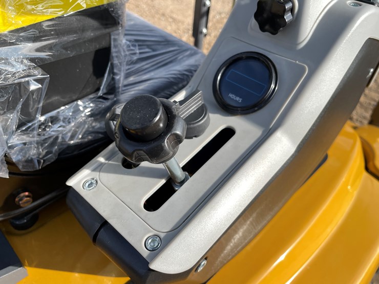 #9214-•-2025-unused-cfg-mini-excavator-image-14