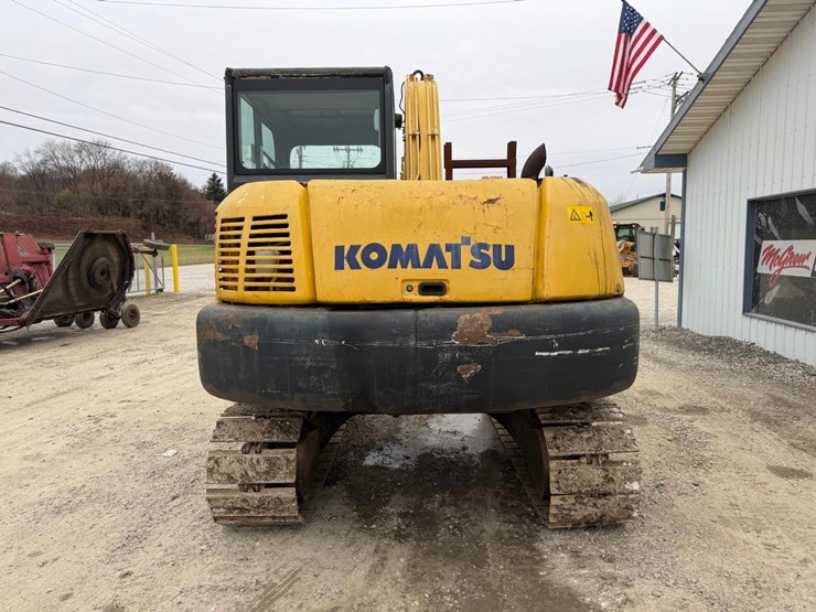 komatsu-pc70-image-4