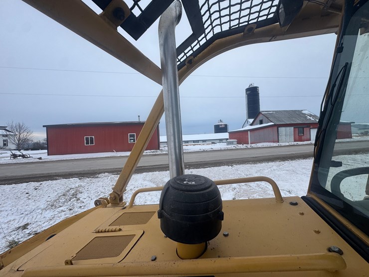 caterpillar-d5g-lgp-image-15