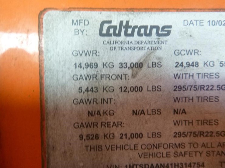 international-4900-image-19