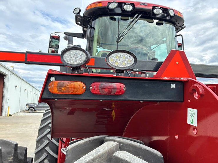 case-ih-steiger-470-image-32