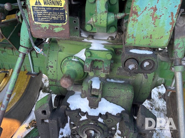 john-deere-4020-image-33