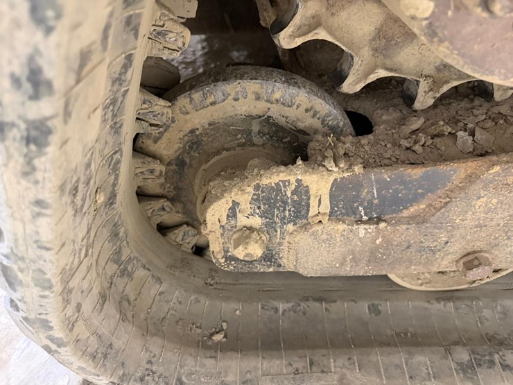 bobcat-t770-image-19