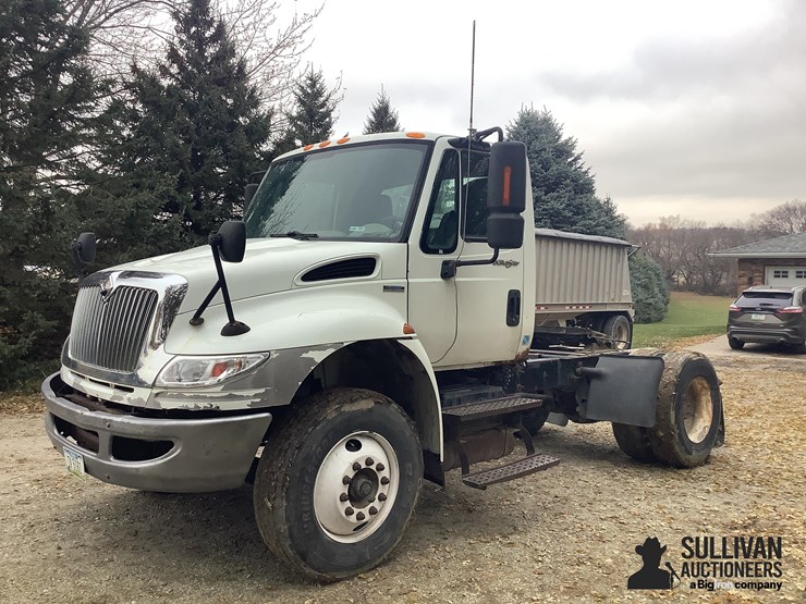 international-4400-sba-image-1