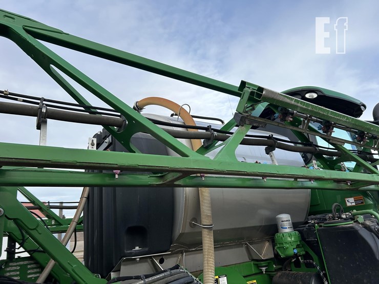 2017-john-deere-r4038-image-38