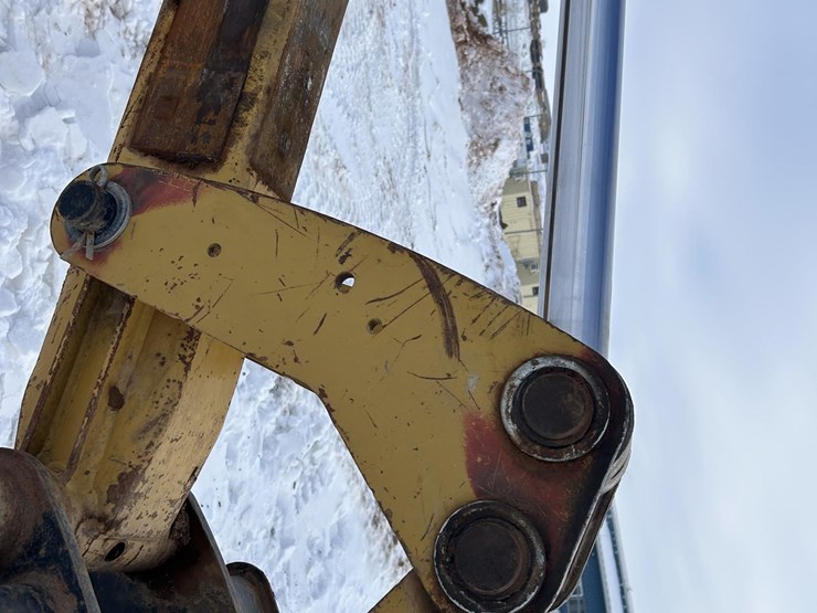 caterpillar-420d-image-83