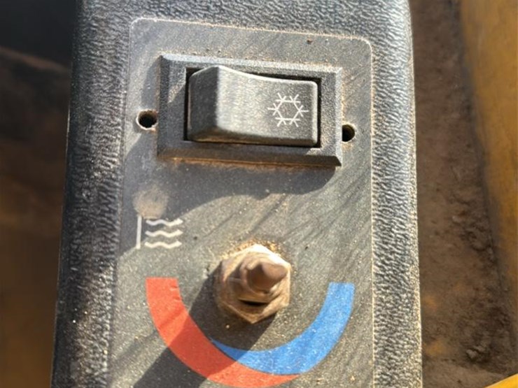 #136-•-1999-john-deere-648gll-grapple-skidder-image-17