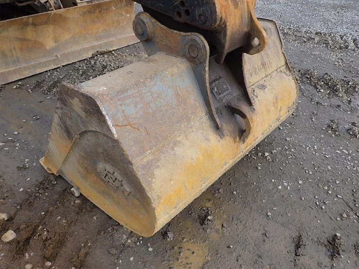 komatsu-pc138us-lc-2-image-8