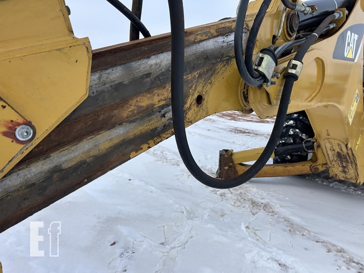 caterpillar-420e-image-87