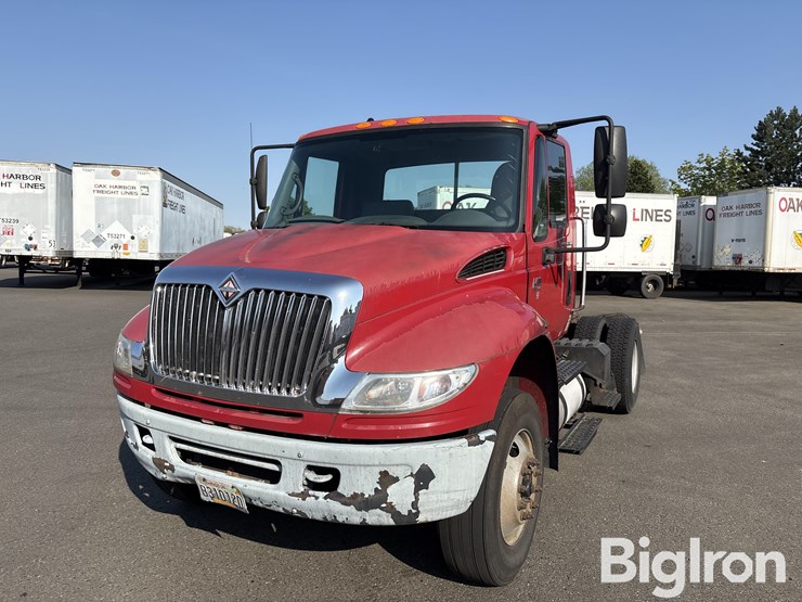 international-durastar-4400-image-11