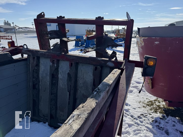 hagedorn-hydra-spread-extravert-5440-image-60