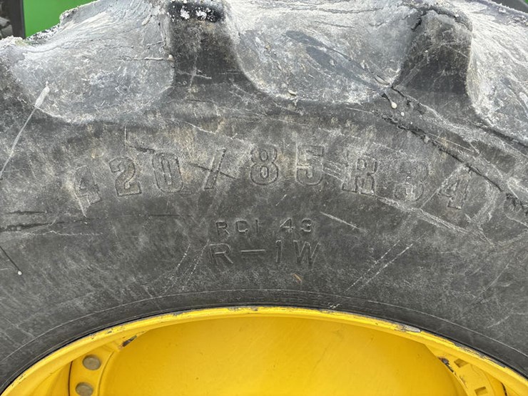 john-deere-8370r-image-35