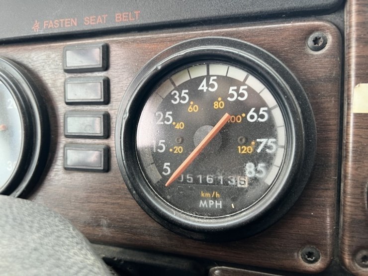 1995-cummins-m11-image-13