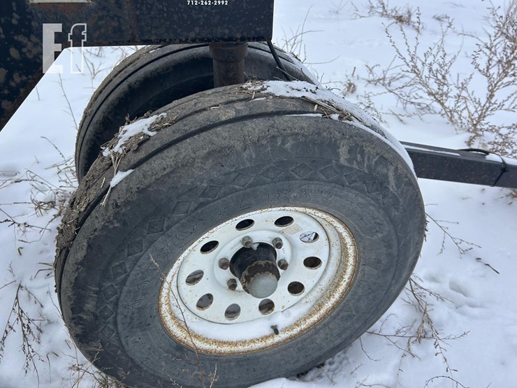 30ft-header-trailer-225-image-11