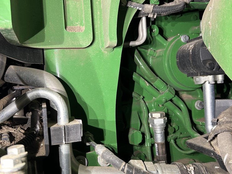 2022-john-deere-9r-590-image-66