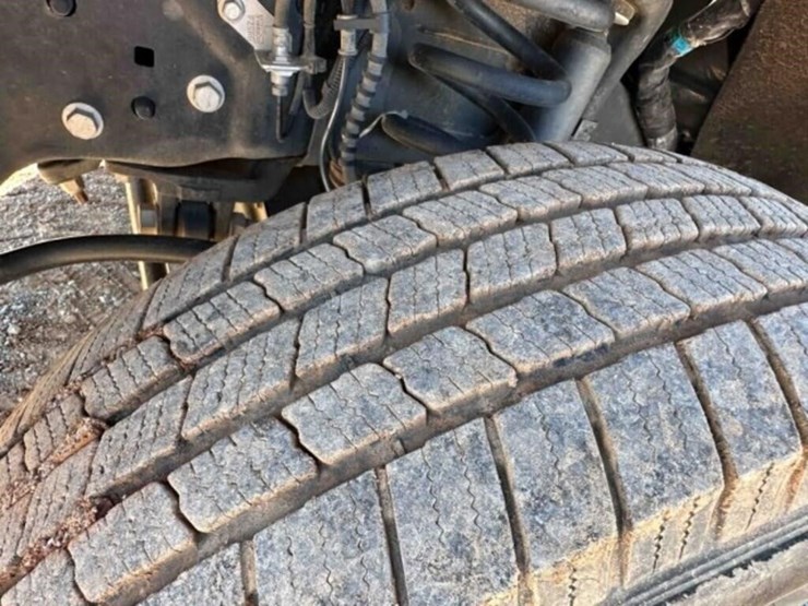 2024-ford-f350-image-13