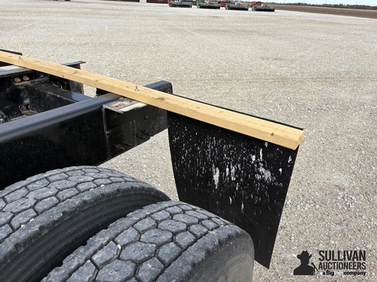 2015-mack-gu433-granite-t/a-cab-&-chassis-image-13