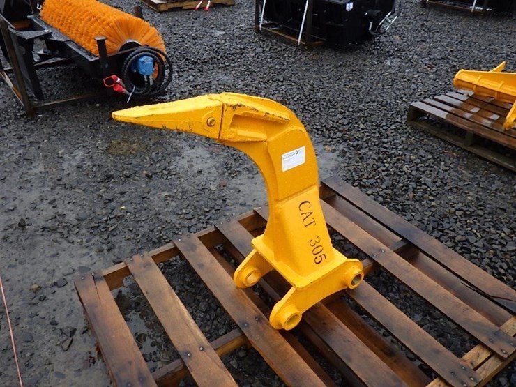 caterpillar-305-image-1