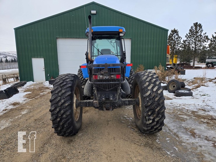 new-holland-tv145-image-10