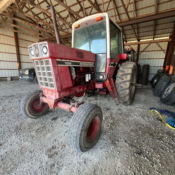 INTERNATIONAL 1086