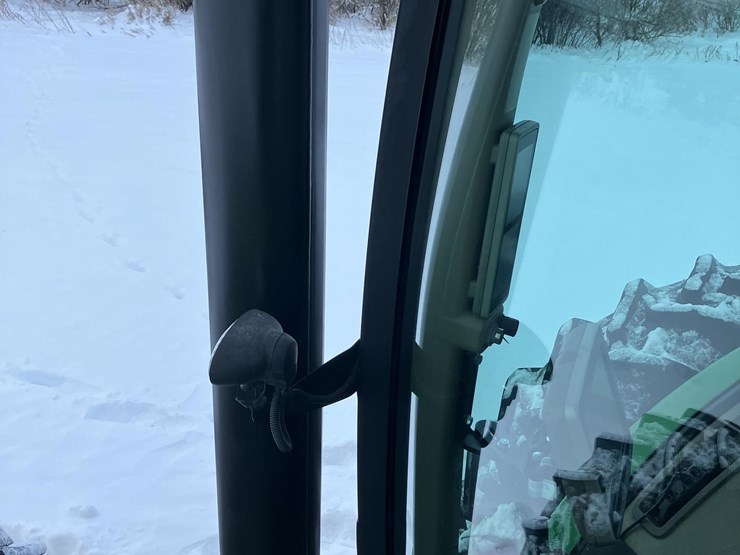 2010-john-deere-8295r-image-55