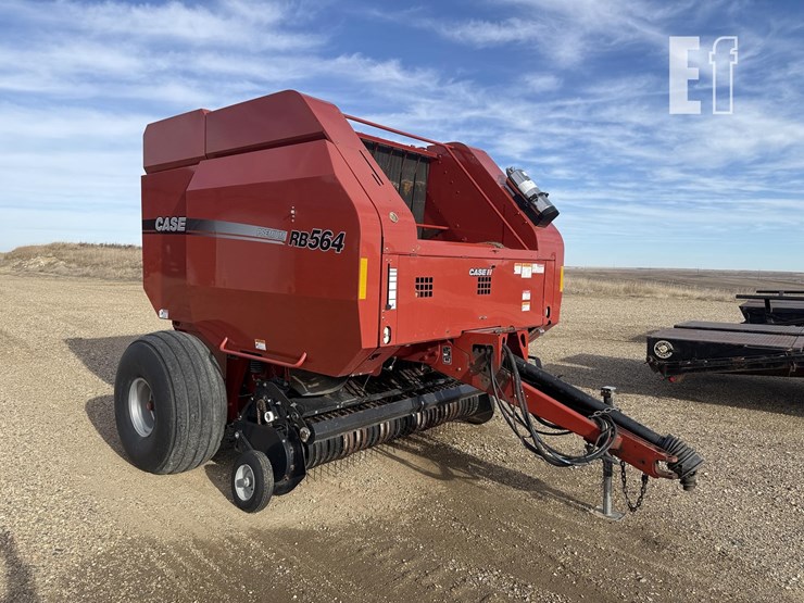 2013-case-ih-rb564-image-1