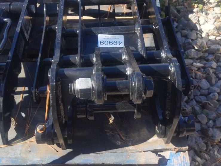 unused-mini-excavator-grabber-image-2