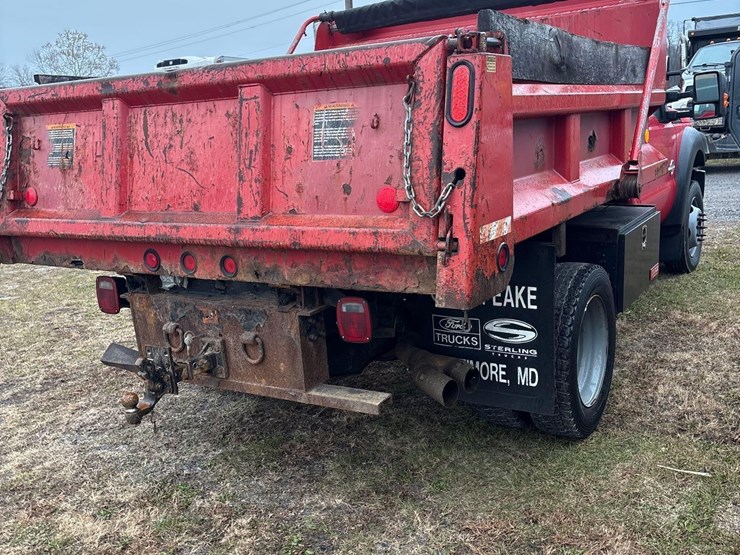 2012-ford-f550-image-3