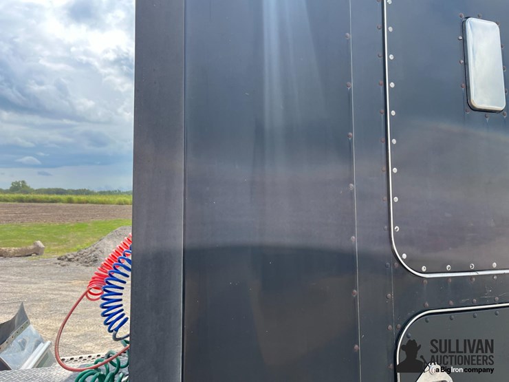 kenworth-t600-image-10