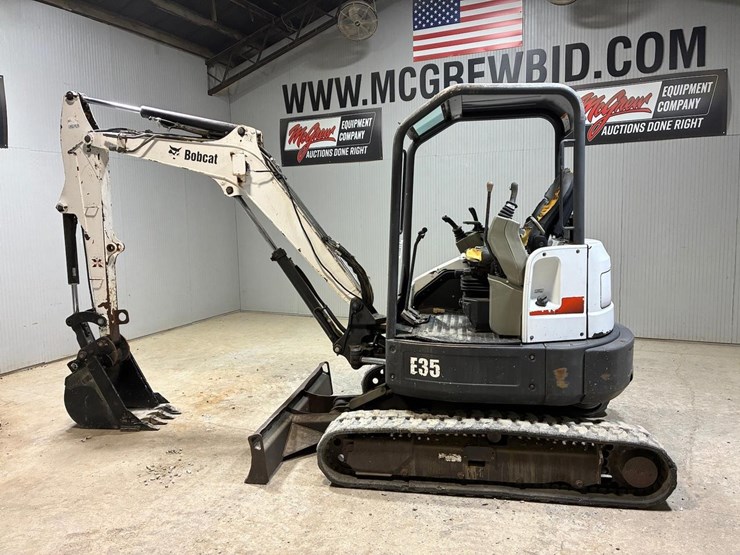 bobcat-e35i-image-2