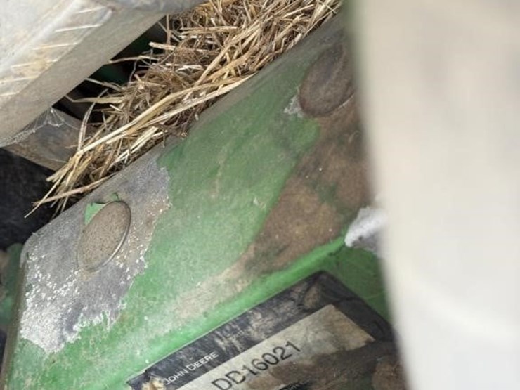 john-deere-6410-image-33