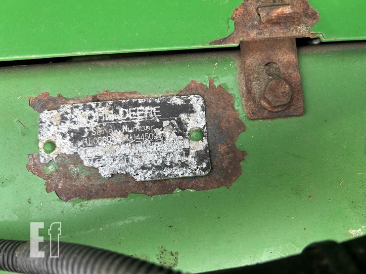 2018-john-deere-560m-image-27