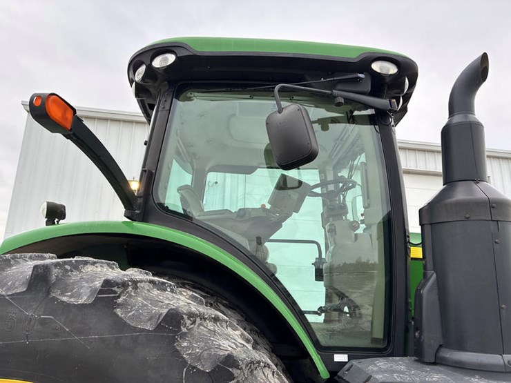 john-deere-8370r-image-24