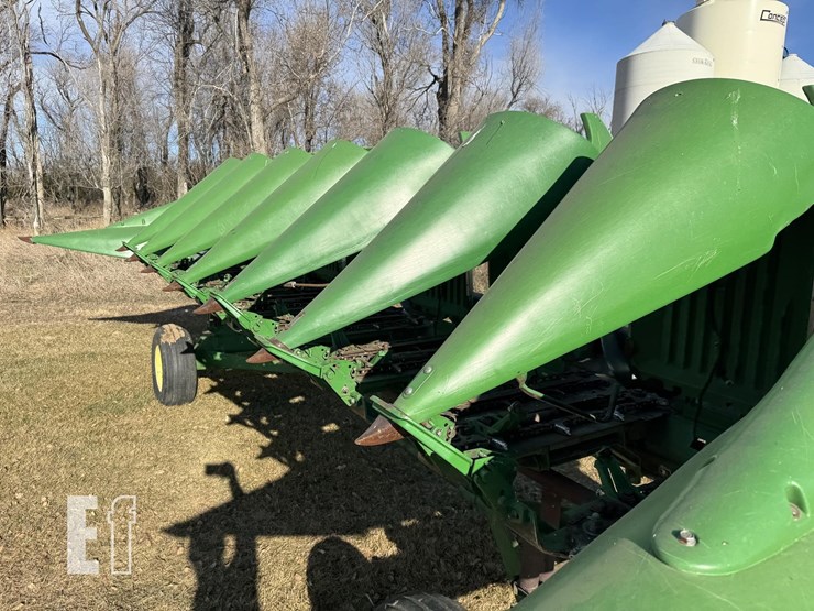 2001-john-deere-893-image-21