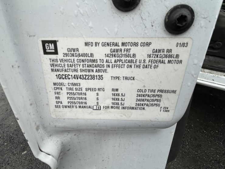 2003-chevrolet-silverado-pickup-image-15