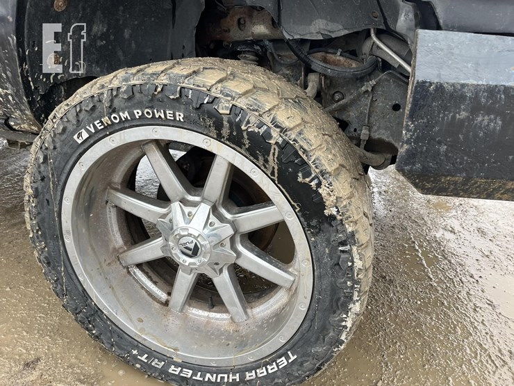 chevrolet-silverado-2500hd-image-16