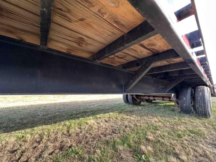 2016-maxey-26’-gooseneck-flatbed-trailer-image-22
