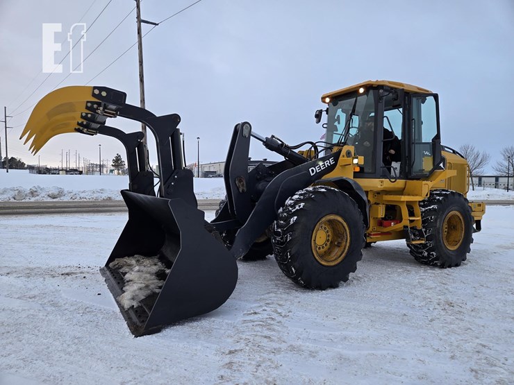 2020-deere-544l-image-1