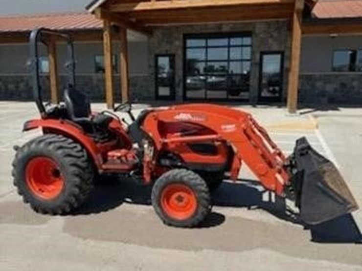 2017-kioti-ck4010hst-image-1