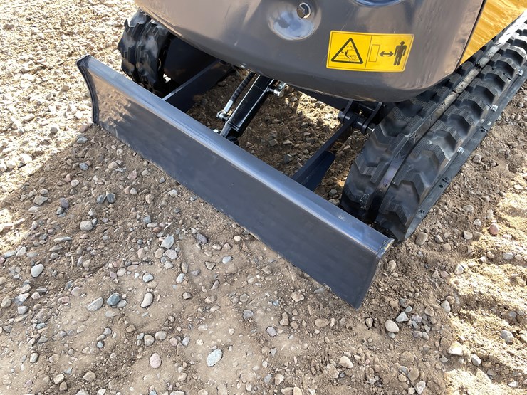 #9213-•-2025-unused-cfg-mini-excavator-image-10