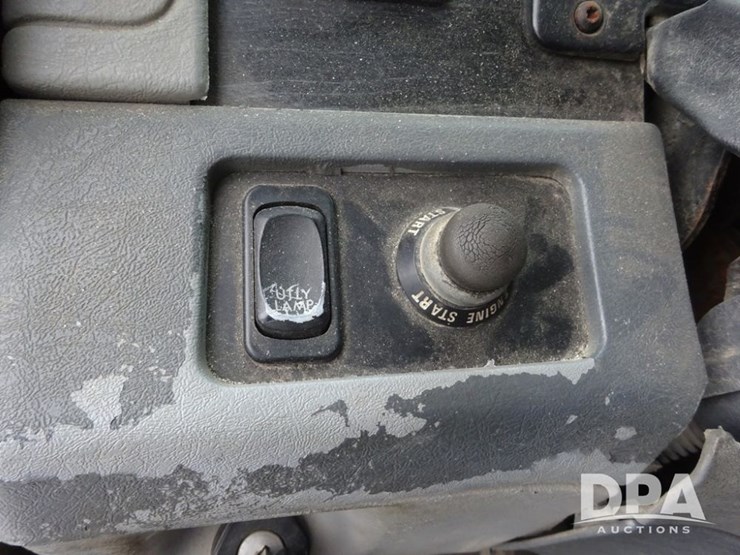 2007-freightliner-columbia-112-image-98